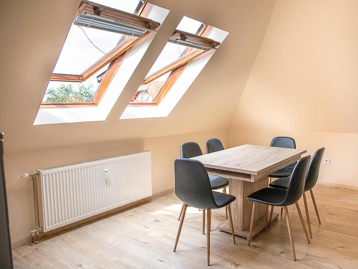 Lux Apartman Buek Exterior photo