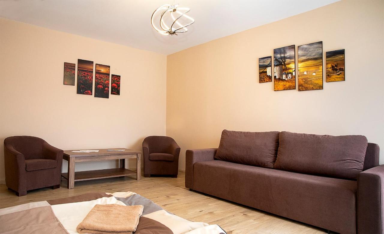 Lux Apartman Buek Exterior photo